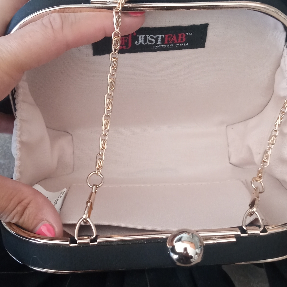 Just fab flower clutch/crossbody - Picture 2 of 4